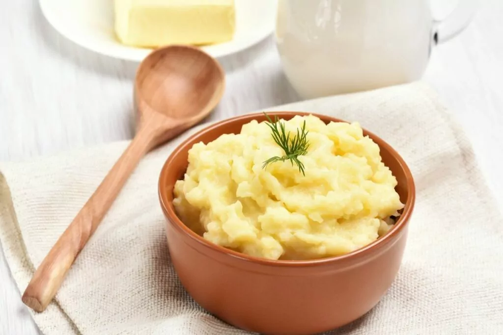 What To Add To Mashed Potato For Flavor